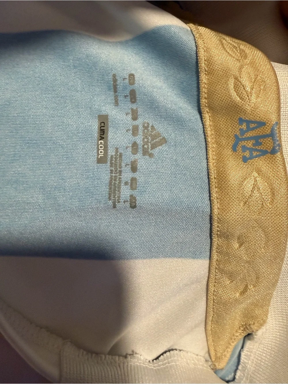 adidas 2011/2013 Argentina home men’s Soccer Jersey size L made in Argentina